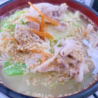 白菜と人参と塩麹豚肉の塩ラーメン♪